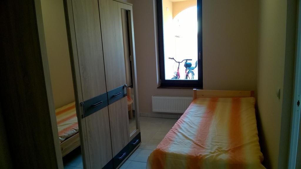 Határmenti Vendégház Zsira Exterior foto